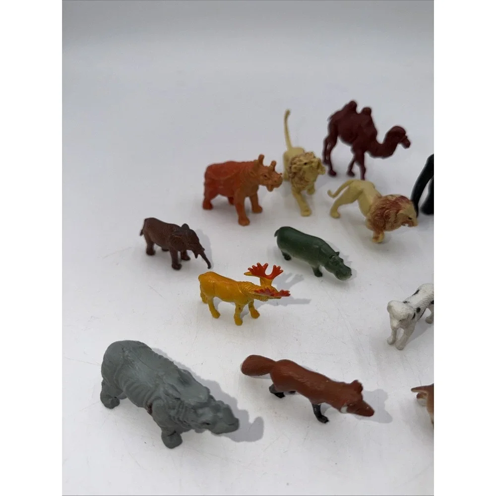 Vintage Miniature Animals Lot (13) Assorted Hard Plastic Wild Safari Gorilla Toy